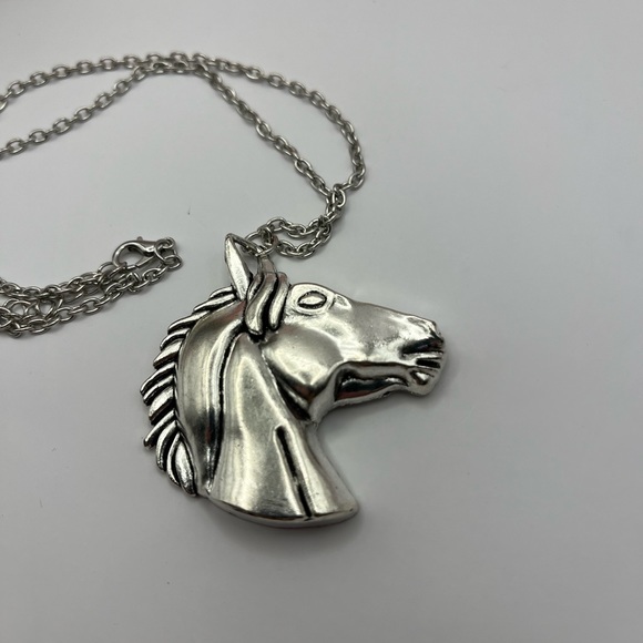 692-MTT Big Horse Silver Metal Color Head Pendant Necklace - Picture 3 of 9